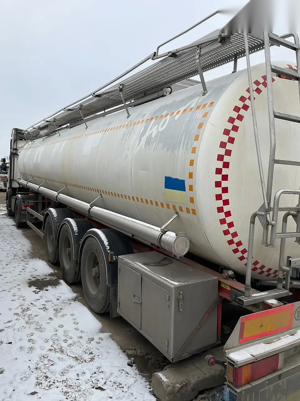 Magyar Fuel Tank 2001